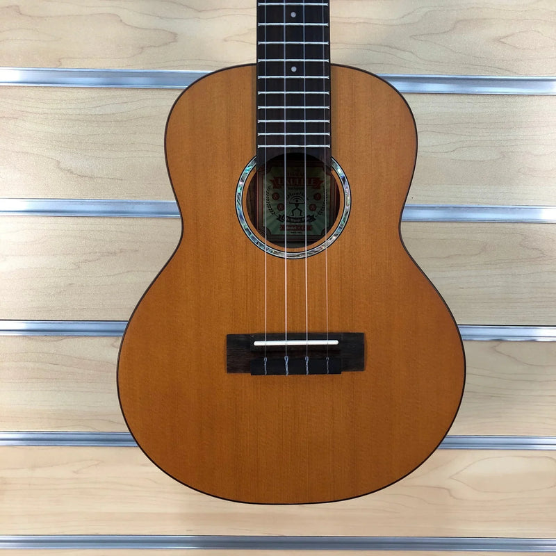 aNueNue Hawaiian Dream Solid Cedar Concert Ukulele C4E