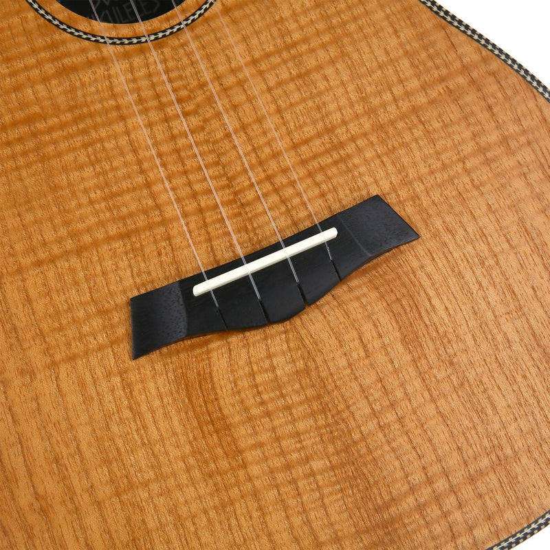 Bondi Tiger Oak Baritone Electric Ukulele